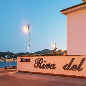 Riva Del Sole Hotel