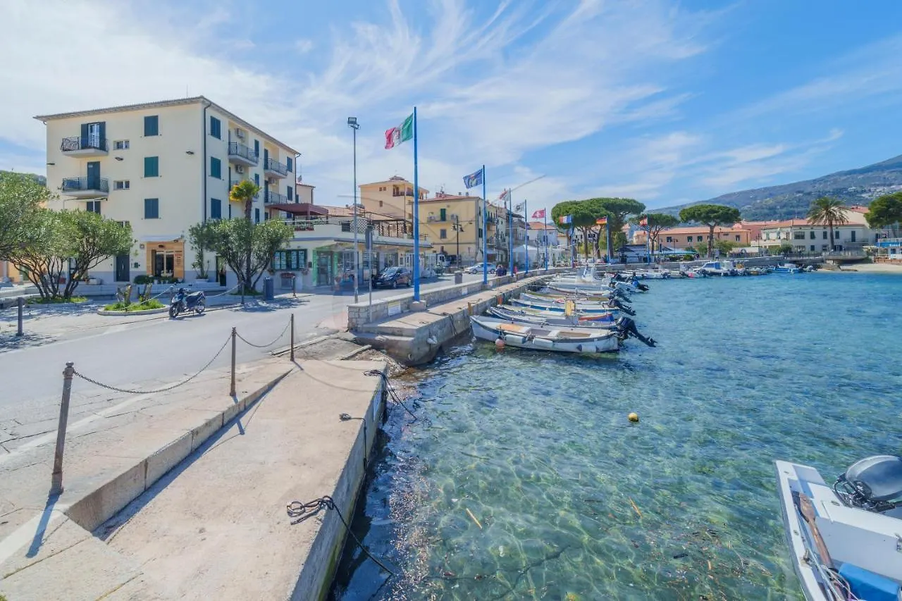 Appartamento La Fontana Sul Lungomare Di Campo Marina di Campo