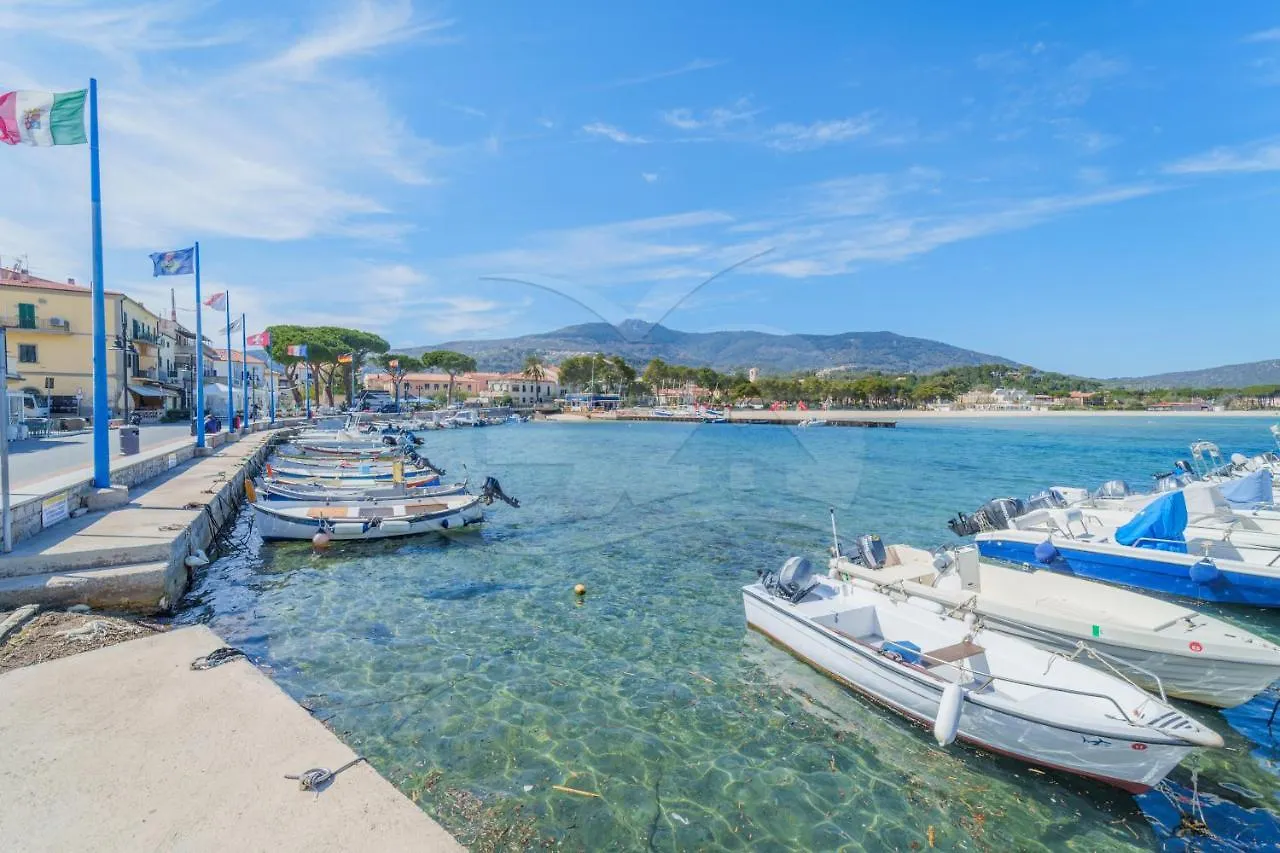 La Fontana Sul Lungomare Di Campo Apartment Marina di Campo Italy